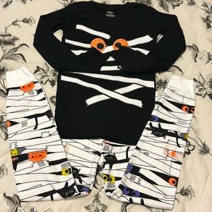 Halloween’s PJ size 5T